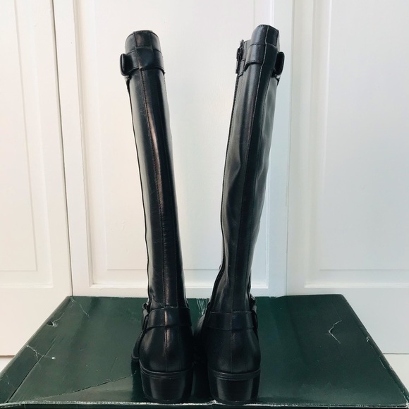 Price firm LAUREN RALPH LAUREN Black Margarite Burnished Calf Boots Size 5 - Picture 4 of 5